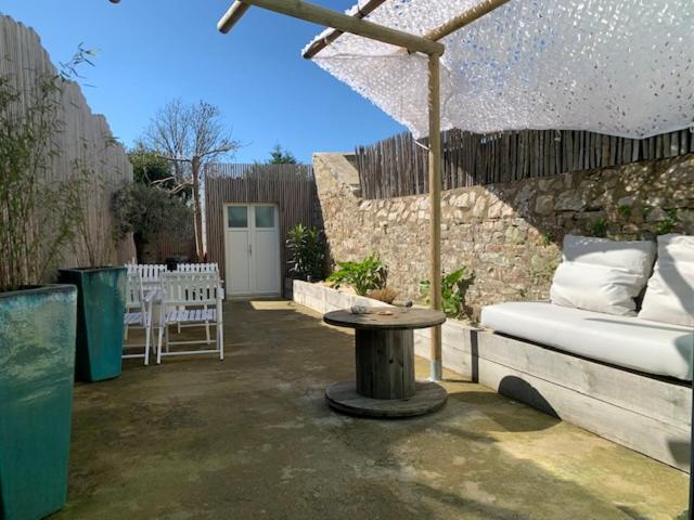 Du Mann Petite Maison Jardin A 100M Du Port De Vannes Avec Parking Екстер'єр фото